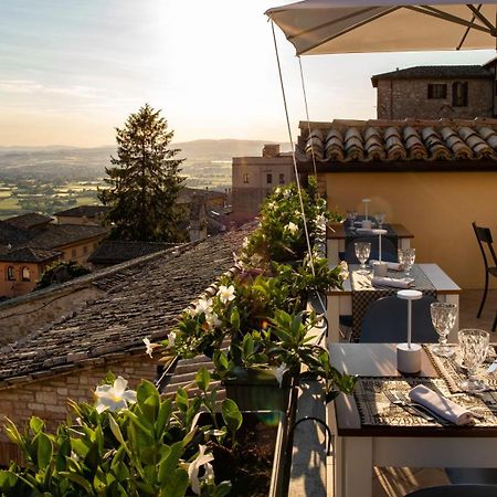 Hotel Posta Panoramic Assisi Esterno foto