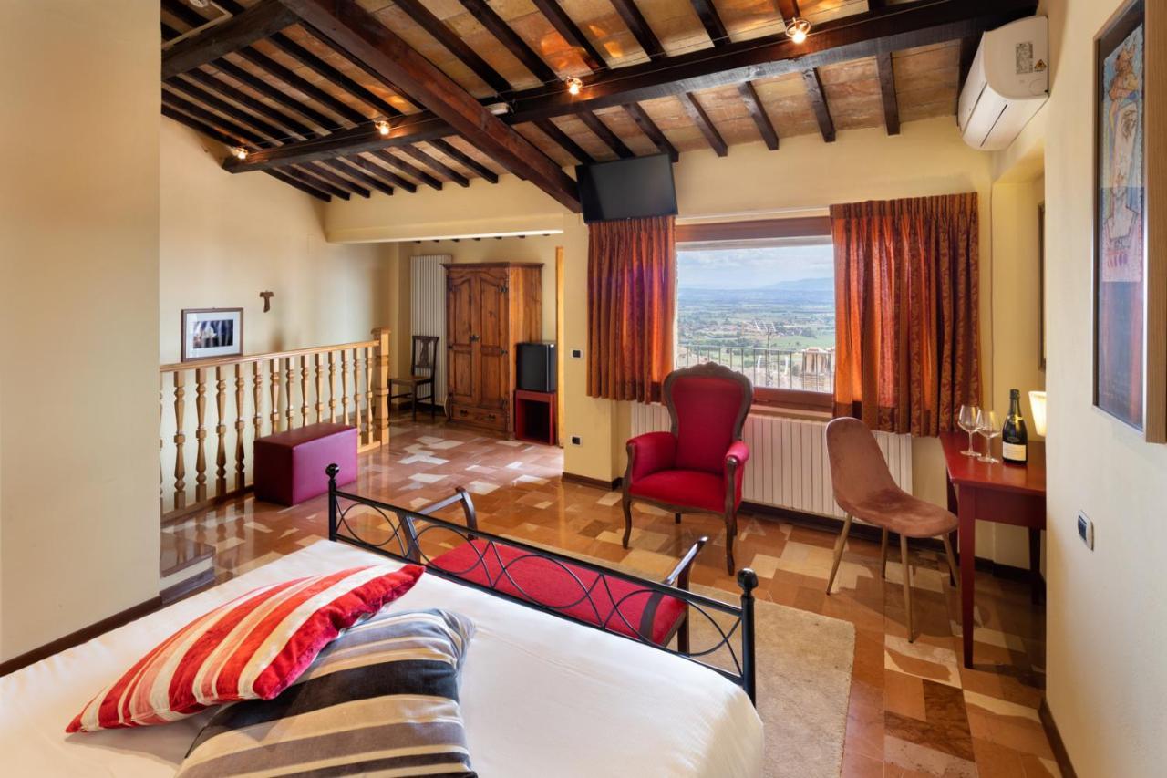 Hotel Posta Panoramic Assisi Esterno foto