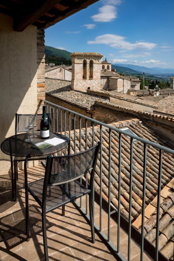 Hotel Posta Panoramic Assisi Esterno foto